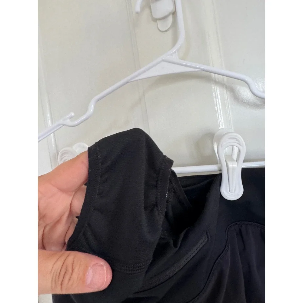Lululemon black Speed Up shorts size 4